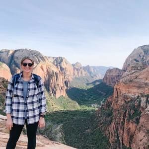 Meet your Posher, Kim